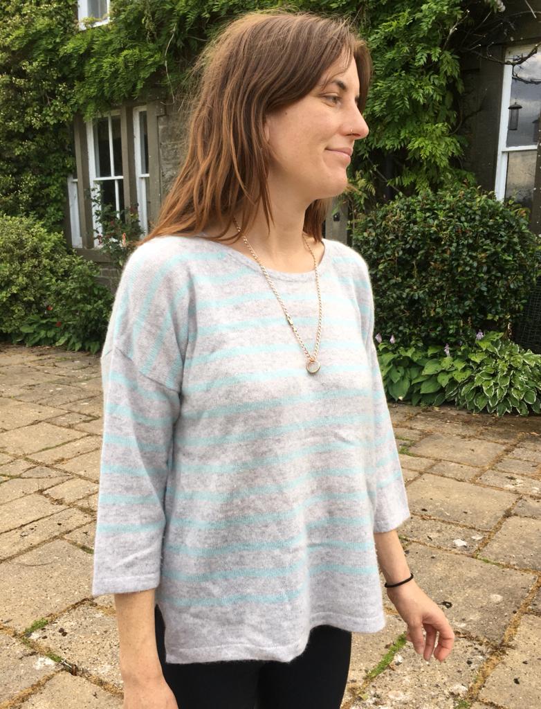 Paraphrase designer generous Crew Neck, in pale grey with pale aquamarine stripes, Size XL,
